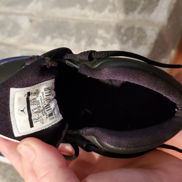 Boys shoes size 7c sneakers high top black blue white - Picture 8 of 8